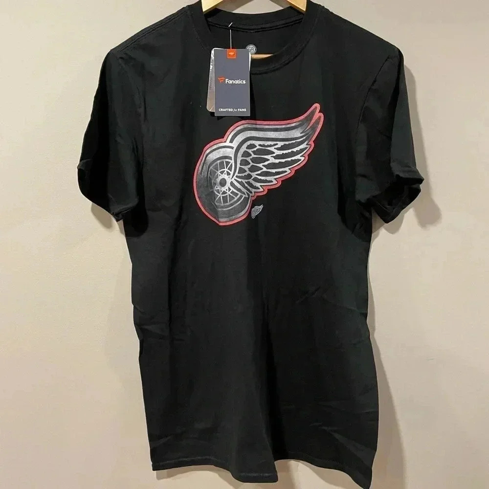 Detroit Redwings Fanatics NHL T-Shirt